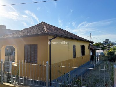 Terreno à venda com 836m², 2 vagas no bairro Ribeirão da Ilha em Florianópolis - Foto 6