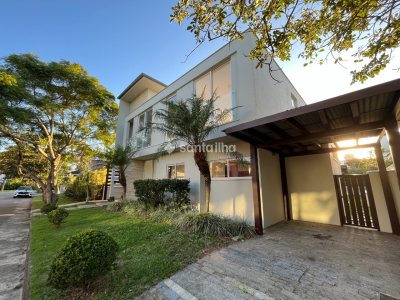 Casa em Condomínio à venda com 227m², 3 quartos, 1 suíte, 2 vagas no bairro Campeche Leste em Florianópolis - Foto 2