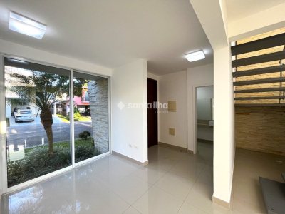 Casa em Condomínio à venda com 227m², 3 quartos, 1 suíte, 2 vagas no bairro Campeche Leste em Florianópolis - Foto 3