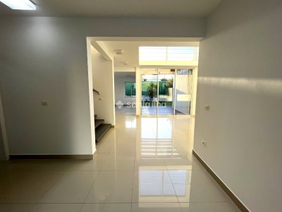 Casa em Condomínio à venda com 227m², 3 quartos, 1 suíte, 2 vagas no bairro Campeche Leste em Florianópolis - Foto 4