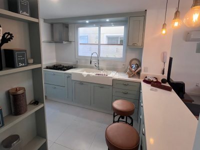 Casa em Condomínio à venda com 101m², 3 quartos, 1 suíte, 2 vagas no bairro Morro das Pedras em Florianópolis - Foto 2