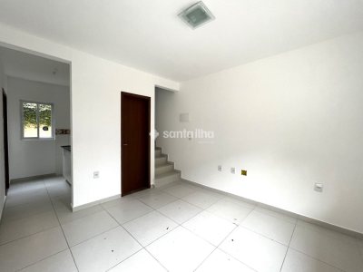 Casa para alugar com 80m², 2 quartos, 1 vaga no bairro Campeche em Florianópolis - Foto 3