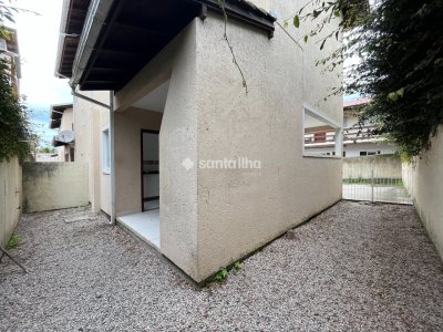Casa para alugar com 80m², 2 quartos, 1 vaga no bairro Campeche em Florianópolis - Foto 8