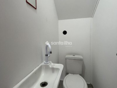 Casa para alugar com 80m², 2 quartos, 1 vaga no bairro Campeche em Florianópolis - Foto 11