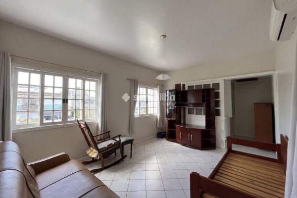 Casa Comercial para alugar com 163m², 2 quartos, 1 suíte, 2 vagas no bairro Campeche em Florianópolis