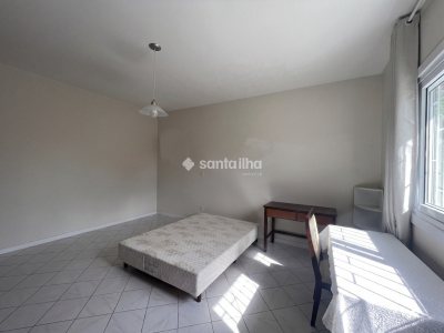 Casa Comercial para alugar com 163m², 2 quartos, 1 suíte, 2 vagas no bairro Campeche em Florianópolis - Foto 21