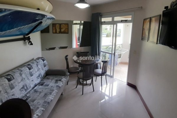 Apartamento à venda com 64m², 1 quarto, 1 vaga no bairro Lagoa da Conceição em Florianópolis