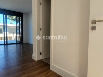 Casa em Condomínio à venda com 341m², 4 quartos, 4 suítes, 2 vagas no bairro Lagoa da Conceição em Florianópolis - Foto 27