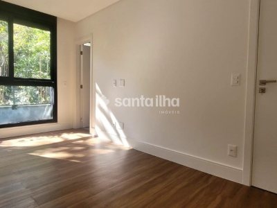 Casa em Condomínio à venda com 341m², 4 quartos, 4 suítes, 2 vagas no bairro Lagoa da Conceição em Florianópolis - Foto 46