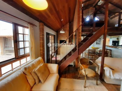 Casa à venda com 160m², 4 quartos, 1 suíte, 3 vagas no bairro Campeche em Florianópolis - Foto 3