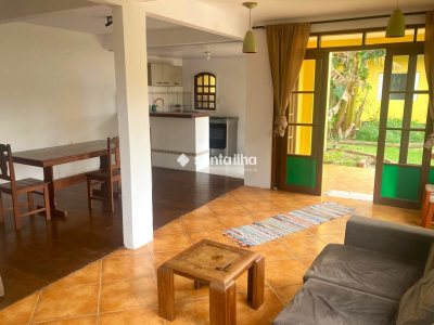 Casa para alugar com 130m², 2 quartos, 2 suítes, 2 vagas no bairro Rio Tavares em Florianopolis - Foto 5