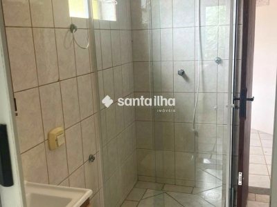 Casa para alugar com 130m², 2 quartos, 2 suítes, 2 vagas no bairro Rio Tavares em Florianopolis - Foto 12
