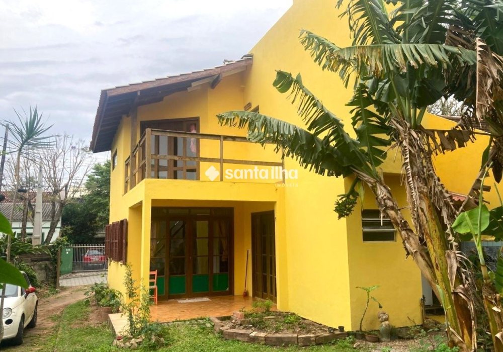 Casa para alugar com 130m², 2 quartos, 2 suítes, 2 vagas no bairro Rio Tavares em Florianopolis - Foto 1
