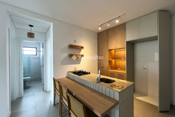 Apartamento à venda com 59m², 2 quartos, 1 suíte, 1 vaga no bairro Ribeirão da Ilha em Florianópolis