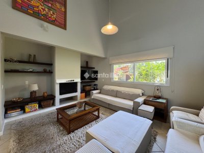 Casa em Condomínio à venda com 264m², 4 quartos, 4 suítes, 2 vagas no bairro Lagoa da Conceição em Florianópolis - Foto 10