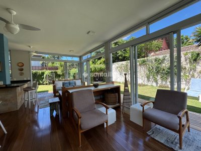 Casa em Condomínio à venda com 264m², 4 quartos, 4 suítes, 2 vagas no bairro Lagoa da Conceição em Florianópolis - Foto 17