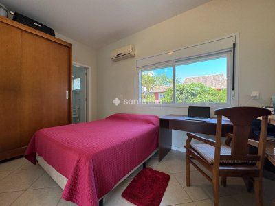 Casa em Condomínio à venda com 264m², 4 quartos, 4 suítes, 2 vagas no bairro Lagoa da Conceição em Florianópolis - Foto 31