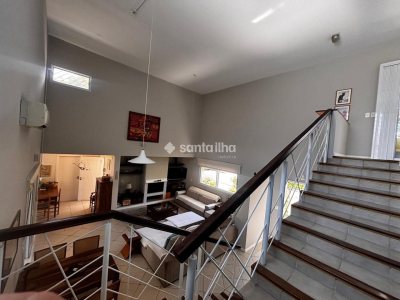 Casa em Condomínio à venda com 264m², 4 quartos, 4 suítes, 2 vagas no bairro Lagoa da Conceição em Florianópolis - Foto 25