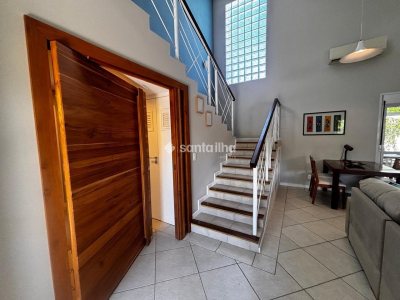 Casa em Condomínio à venda com 264m², 4 quartos, 4 suítes, 2 vagas no bairro Lagoa da Conceição em Florianópolis - Foto 23