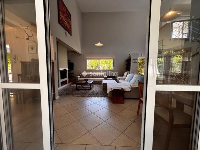 Casa em Condomínio à venda com 264m², 4 quartos, 4 suítes, 2 vagas no bairro Lagoa da Conceição em Florianópolis - Foto 6