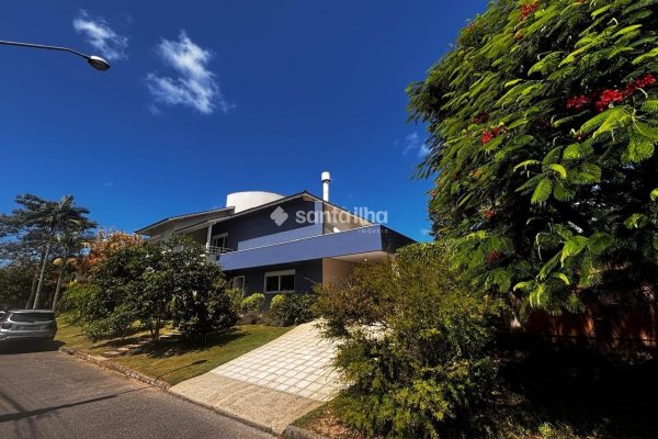 Casa em Condomínio à venda com 264m², 4 quartos, 4 suítes, 2 vagas no bairro Lagoa da Conceição em Florianópolis