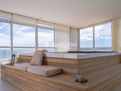 Cobertura para alugar ou comprar com 570m², 5 quartos, 5 suítes, 3 vagas no bairro Novo Campeche em Florianópolis - Foto 28