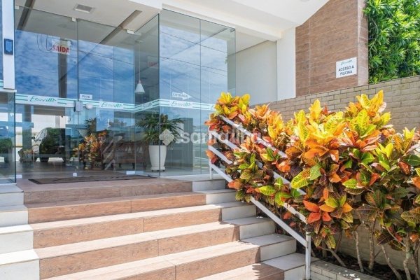Cobertura para alugar ou comprar com 570m², 5 quartos, 5 suítes, 3 vagas no bairro Novo Campeche em Florianópolis