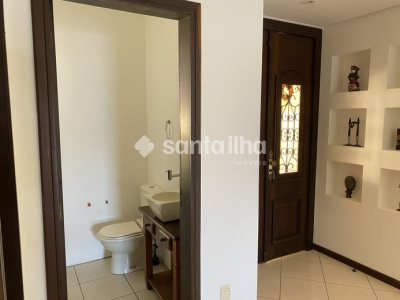 Casa à venda com 189m², 6 quartos, 1 suíte, 4 vagas no bairro Campeche em Florianópolis - Foto 13