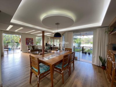 Casa à venda com 202m², 4 quartos, 2 suítes, 5 vagas no bairro Campeche em Florianópolis - Foto 32