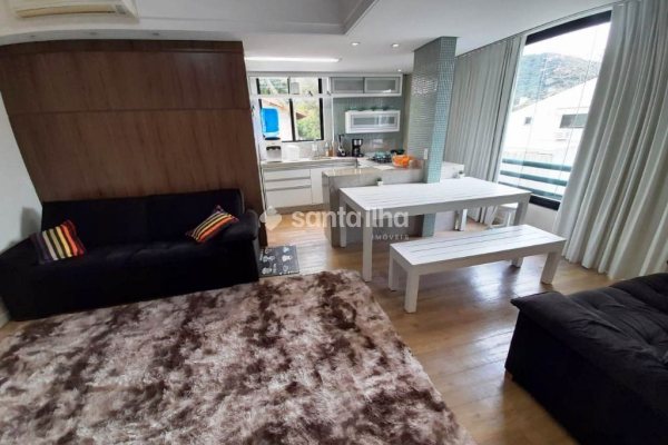 Apartamento à venda com 69m², 2 quartos, 1 suíte, 2 vagas no bairro Lagoa da Conceição em Florianópolis