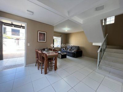 Casa para alugar com 100m², 3 quartos, 2 suítes, 2 vagas no bairro Campeche em Florianópolis - Foto 4