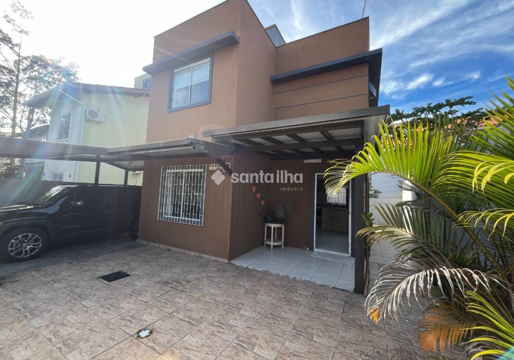 Casa para alugar com 100m², 3 quartos, 2 suítes, 2 vagas no bairro Campeche em Florianópolis - Foto 1