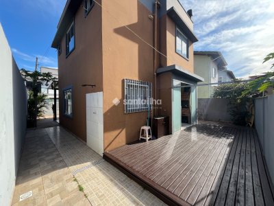 Casa para alugar com 100m², 3 quartos, 2 suítes, 2 vagas no bairro Campeche em Florianópolis - Foto 25