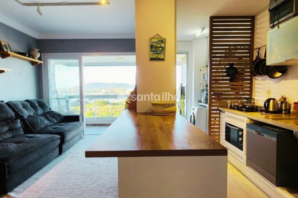 Apartamento à venda com 89m², 2 quartos, 1 suíte, 2 vagas no bairro Morro das Pedras em Florianópolis