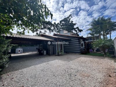 Casa à venda com 128m², 3 quartos, 1 suíte, 6 vagas no bairro Morro das Pedras em Florianópolis - Foto 2