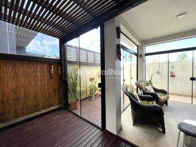 Casa para alugar com 129m², 3 quartos, 1 suíte, 2 vagas no bairro Campeche Central em Florianópolis - Foto 9