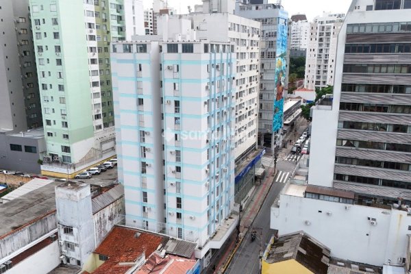Studio à venda com 33m², 1 quarto no bairro Centro em Florianópolis