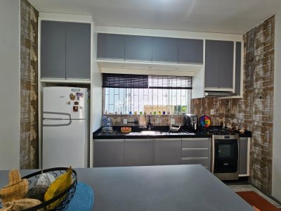 Casa à venda com 255m², 5 quartos, 2 suítes, 6 vagas no bairro Rio Tavares em Florianópolis - Foto 40