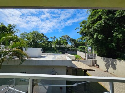 Casa à venda com 255m², 5 quartos, 2 suítes, 6 vagas no bairro Rio Tavares em Florianópolis - Foto 25