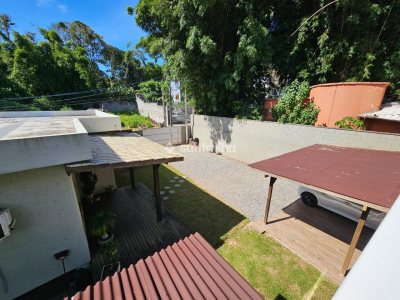Casa à venda com 255m², 5 quartos, 2 suítes, 6 vagas no bairro Rio Tavares em Florianópolis - Foto 26
