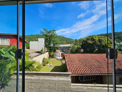 Casa à venda com 255m², 5 quartos, 2 suítes, 6 vagas no bairro Rio Tavares em Florianópolis - Foto 24
