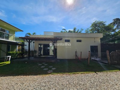 Casa à venda com 255m², 5 quartos, 2 suítes, 6 vagas no bairro Rio Tavares em Florianópolis - Foto 29