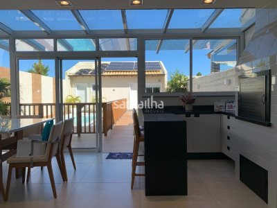 Casa à venda com 175m², 4 quartos, 2 suítes, 2 vagas no bairro Campeche em Florianópolis - Foto 14