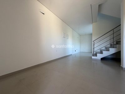 Casa à venda com 138m², 3 quartos, 1 suíte, 1 vaga no bairro Campeche em Florianópolis - Foto 3
