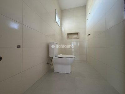 Casa à venda com 138m², 3 quartos, 1 suíte, 1 vaga no bairro Campeche em Florianópolis - Foto 10