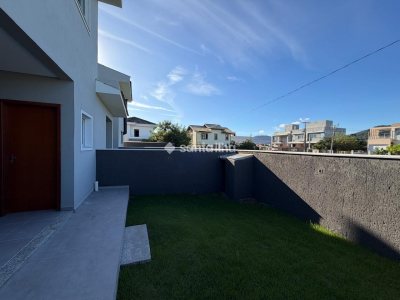 Casa à venda com 138m², 3 quartos, 1 suíte, 1 vaga no bairro Campeche em Florianópolis - Foto 22