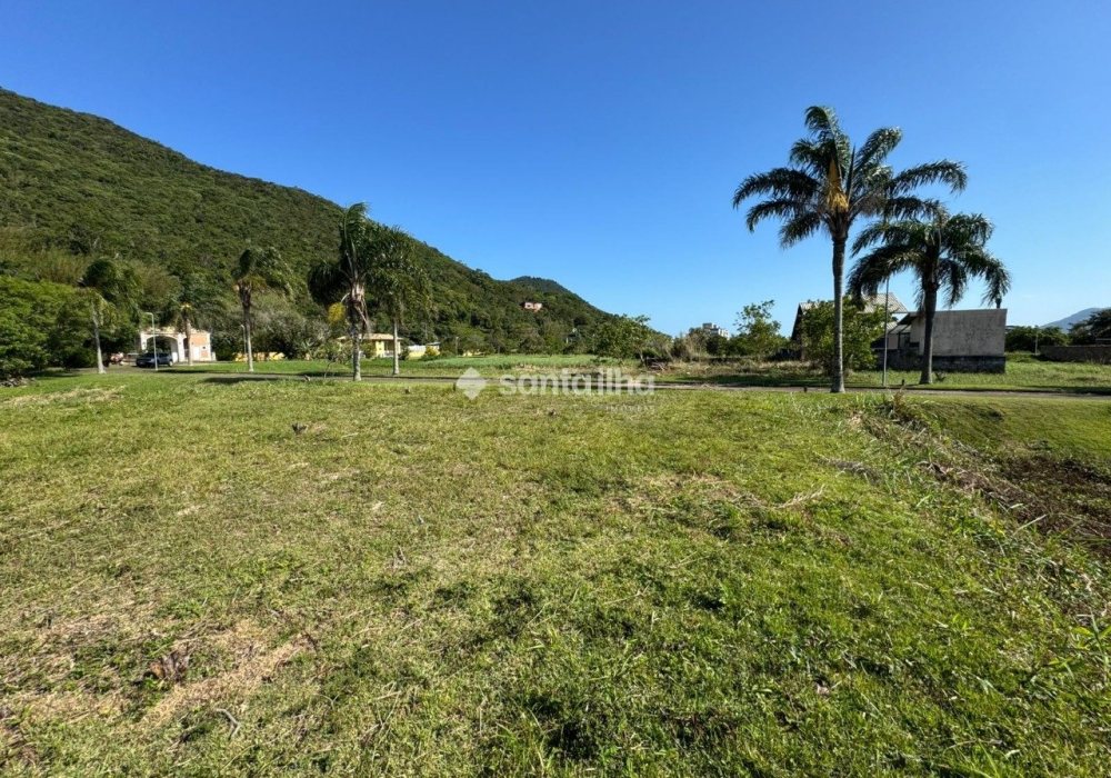 Terreno à venda com 403m² no bairro Pântano do Sul em Florianópolis - Foto 1