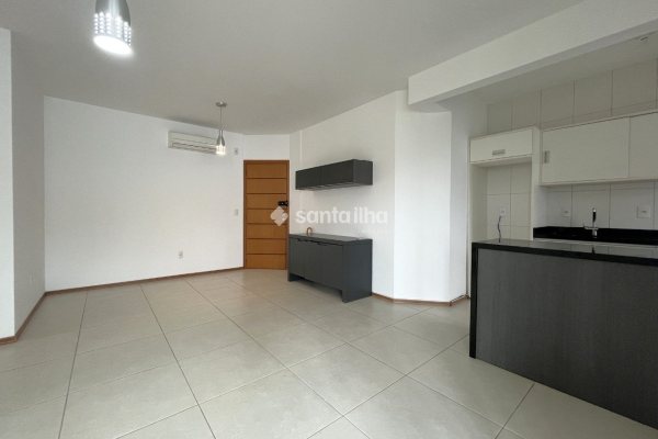 Cobertura para alugar com 128m², 2 quartos, 1 suíte, 2 vagas no bairro Campeche em Florianópolis