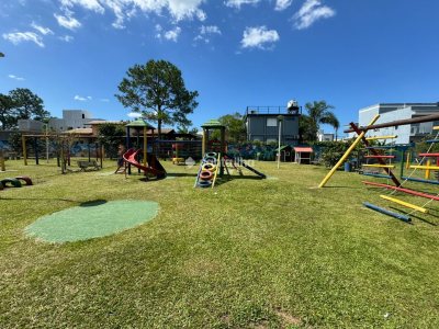 Casa à venda com 170m², 3 quartos, 1 suíte, 3 vagas no bairro Campeche em Florianópolis - Foto 22