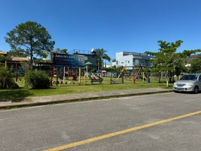 Casa à venda com 170m², 3 quartos, 1 suíte, 3 vagas no bairro Campeche em Florianópolis - Foto 23